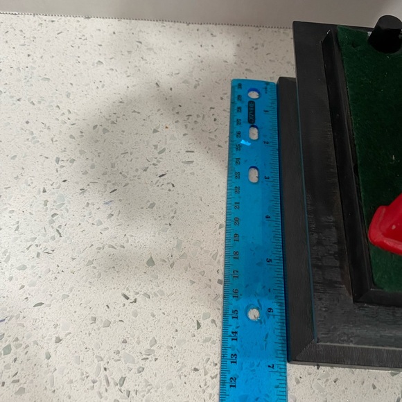 Vintage 1993 Santa’s Workshop Lighted Musical by Holiday Creations - Picture 6 of 14